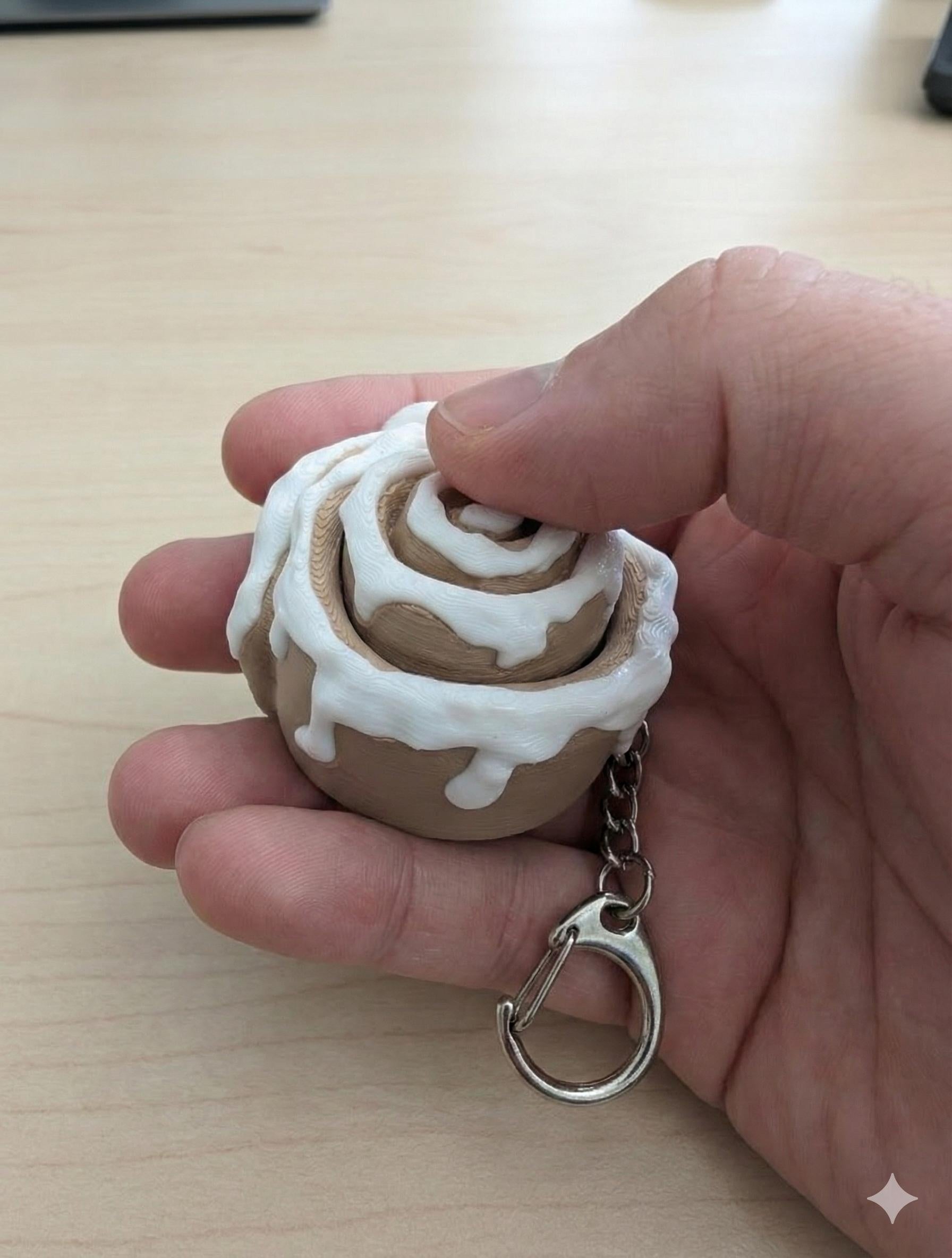 Cinnamon Roll Fidget Keychain